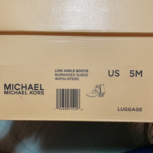 Michael Kors Ankle Bootie - Picture 6 of 9